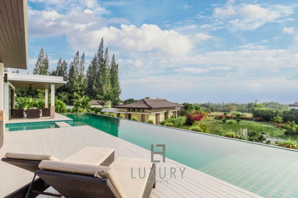 5 Bedroom Amazing Pool Villa In Resort Ts1 HHQ Exterior photo